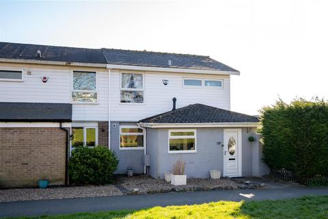 137 Lingfoot Crescent, Sheffield, S8 8DA
