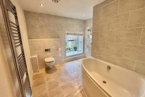 2 bedroom duplex to rent, Glossop