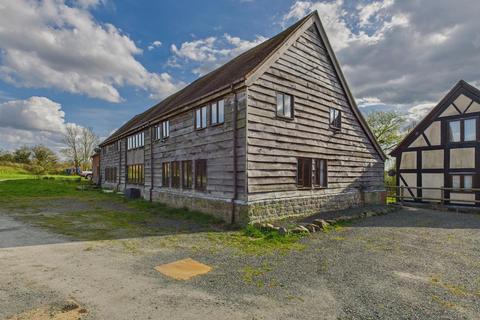 3 bedroom barn conversion to rent, Moor Court, Upper Pendock, Malvern