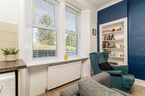 1 bedroom apartment for sale, Easwald Bank, Kilbarchan