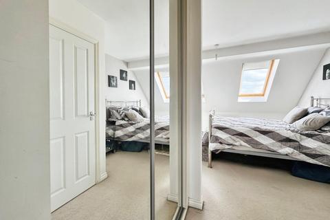 44 Brackley Crescent, Warwick, CV34 6XT