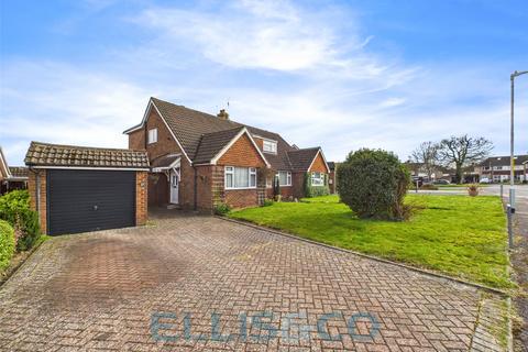 4 bedroom semi-detached house for sale, St. Bernards Road, Tonbridge, Kent, TN10