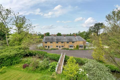 undefined, Broadway, Ilminster, Somerset, TA19