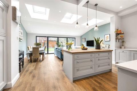 52 Woodberry Avenue, London, N21 3LD