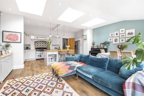 52 Woodberry Avenue, London, N21 3LD