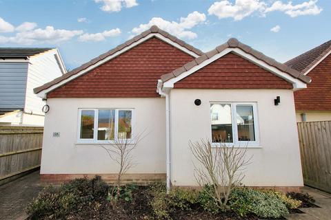 4 bedroom detached house to rent, Brookmead, Hildenborough