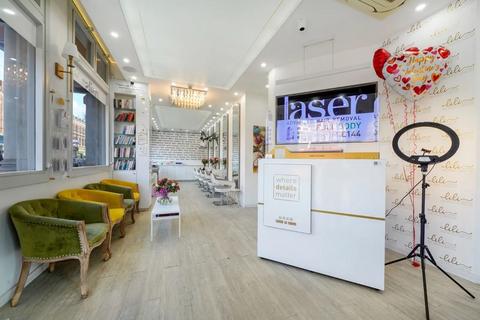Shop to rent, Cricklewood Broadway, London, NW2