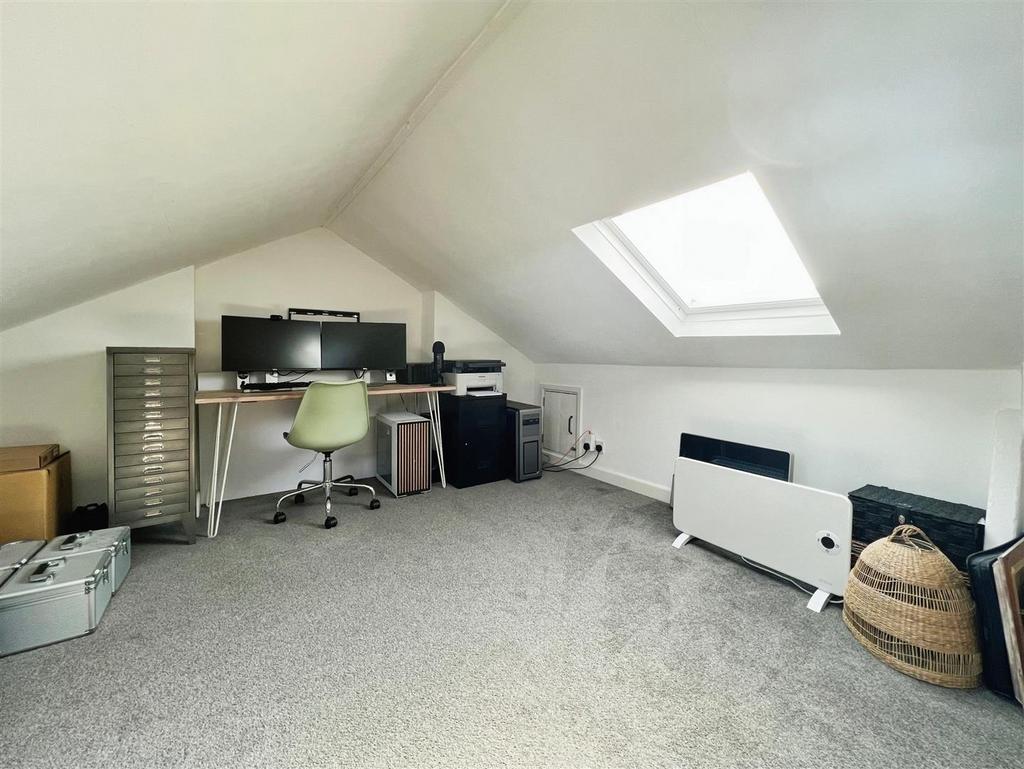 89e23538-Plymouth 20 Place 20 Loft.jpeg