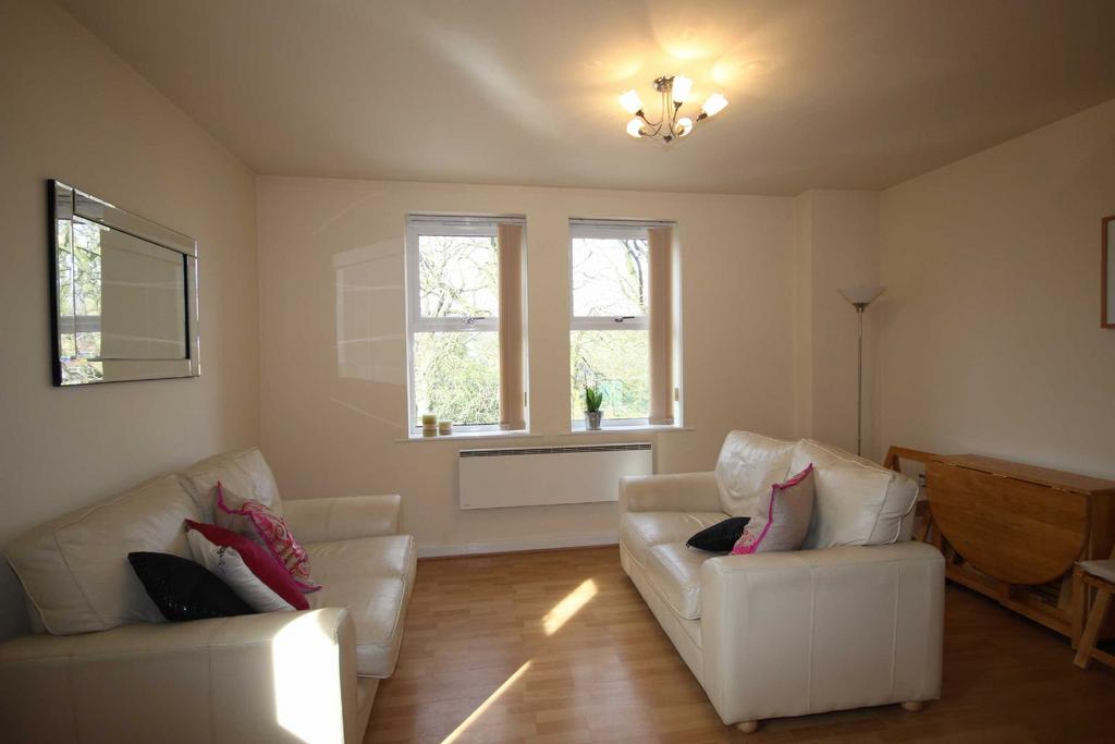 Living Room/ Kitchen