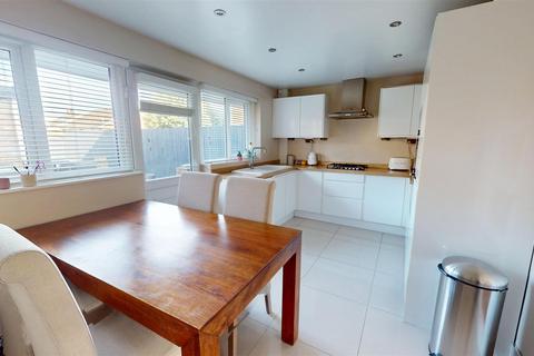 3 bedroom semi-detached house for sale, Langley Lane, Baildon