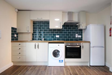 2 bedroom apartment to rent, Apt 8, 8 Blenheim Terrace, Woodhouse LS2