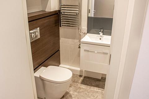 1 bedroom apartment to rent, Apt 23, Park Square Residence, 21 Park Square South LS1
