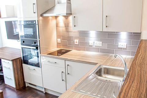 1 bedroom apartment to rent, Apt 23, Park Square Residence, 21 Park Square South LS1