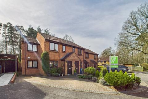3 bedroom end of terrace house for sale, Upavon Gardens, Bracknell, Berkshire, RG12
