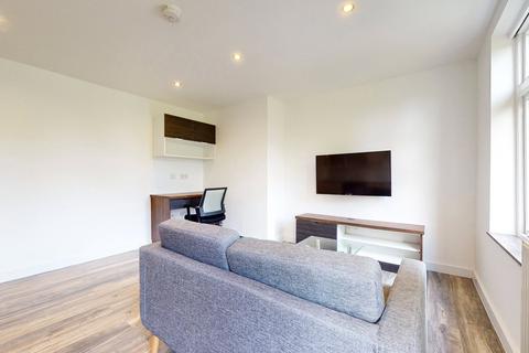 1 bedroom apartment to rent, Apt 10, 27 Hyde Terrace, 27 Hyde Terrace LS2