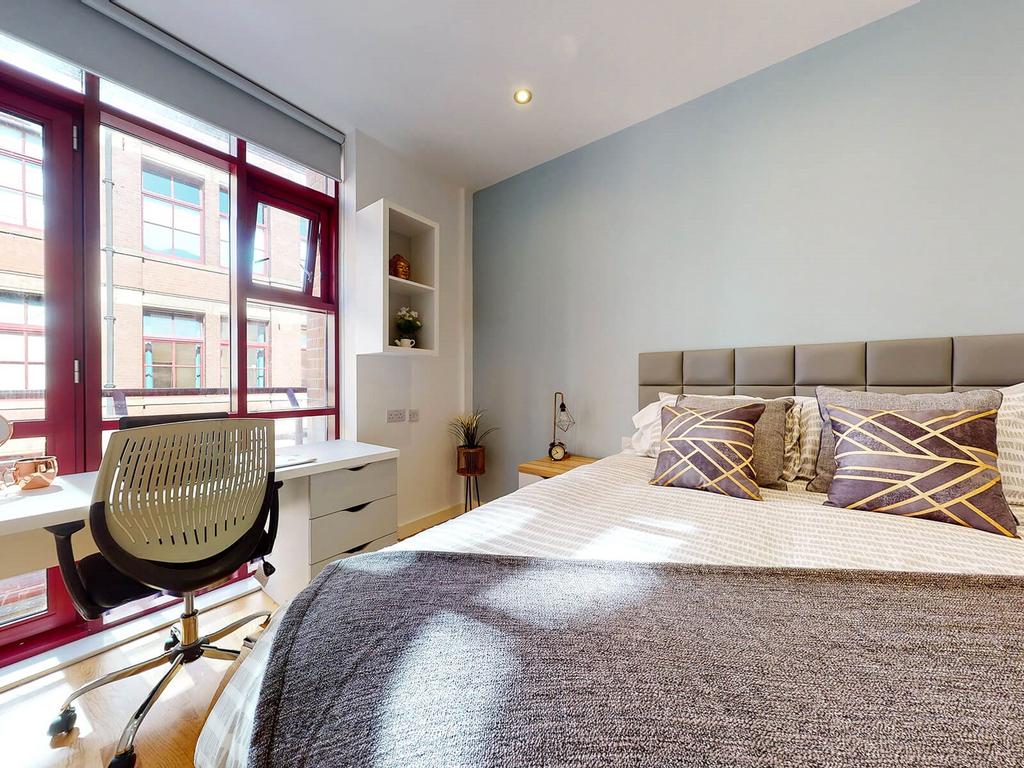 Apartment in Leeds - More