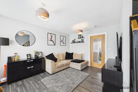 2 bedroom end of terrace house for sale, Hazelwell Avenue, Burton-On-Trent DE14
