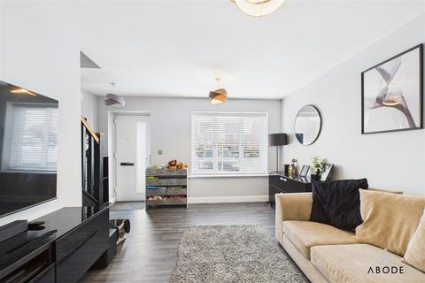 2 bedroom end of terrace house for sale, Hazelwell Avenue, Burton-On-Trent DE14