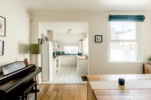 32 Boston Road, Bristol, BS7 0HB