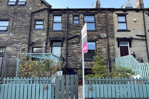 3 Third Street, Low Moor, Bradford, BD12 0JB