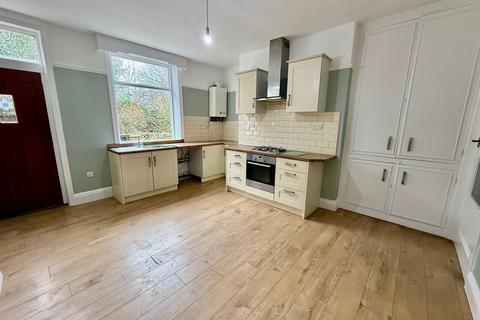 4 bedroom terraced house to rent, Park Street, Shipley BD18