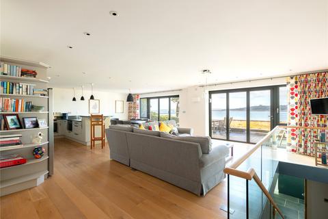 Carn Tommen Castle Drive, St Mawes, Truro, TR2 5DE