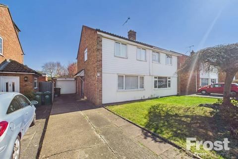 41 Seymour Way, Sunbury-on-thames, TW16 7JJ