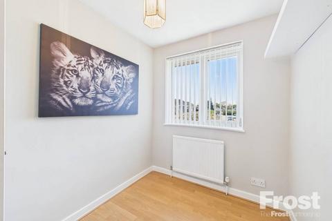 41 Seymour Way, Sunbury-on-thames, TW16 7JJ