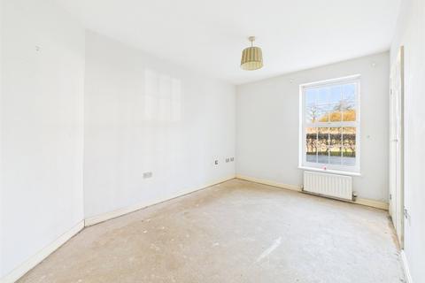 undefined, Pillowell Drive, Gloucester, Gloucestershire, GL1
