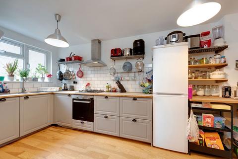 2 bedroom end of terrace house for sale, South Road, London W5