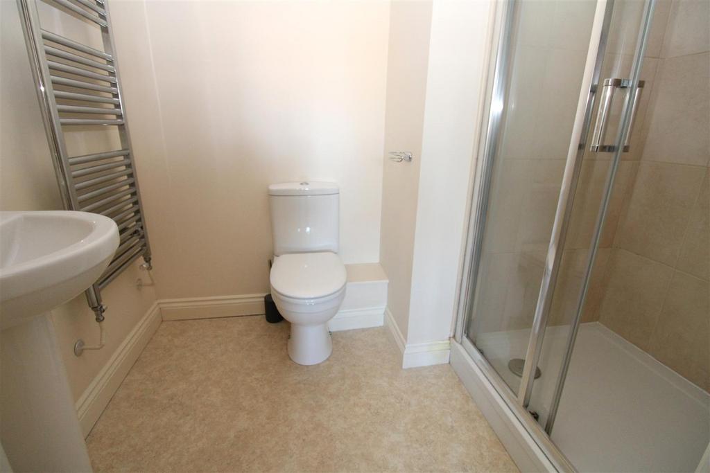 Ensuite.JPG