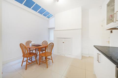 undefined, Sanderstead Road, South Croydon, CR2