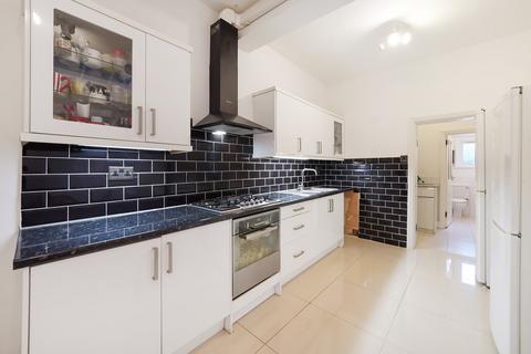 undefined, Sanderstead Road, South Croydon, CR2