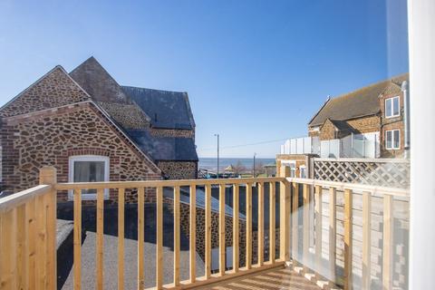 3 bedroom cottage to rent, Le Strange Terrace, Hunstanton