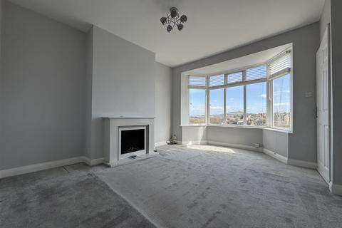 2 bedroom semi-detached house for sale, Deyne Road, Huddersfield HD4