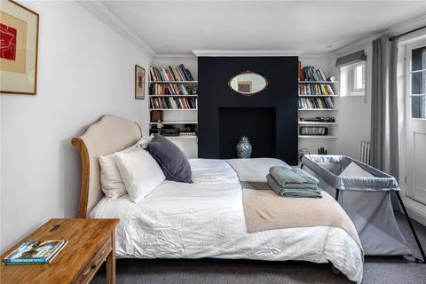 2 bedroom flat for sale, Sutton Place, Hackney, London, E9
