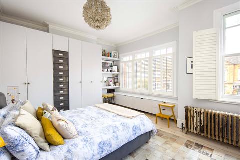 4 bedroom terraced house for sale, Thornby Road, Lower Clapton, London, E5