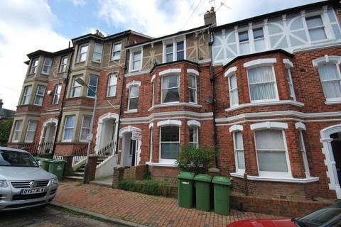 2 bedroom flat to rent, Guildford Road, Tunbridge Wells