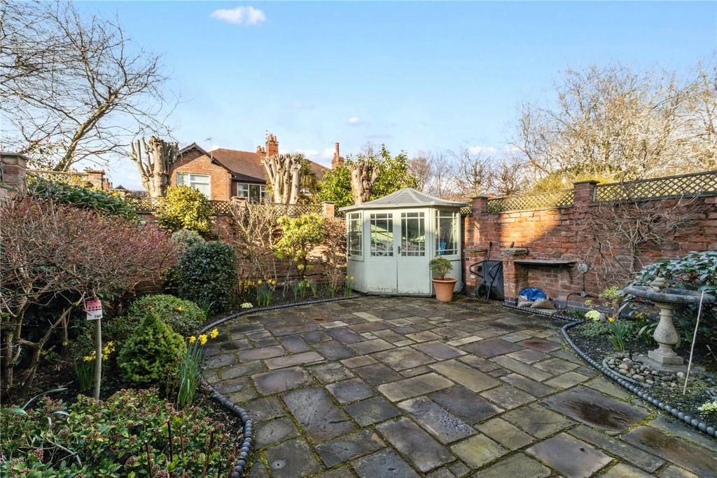 Rear Courtyard