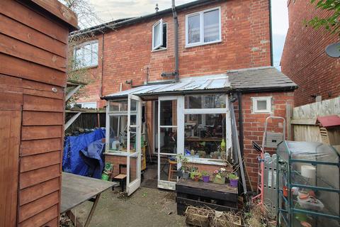 2 bedroom end of terrace house for sale, Victory Road, Beeston