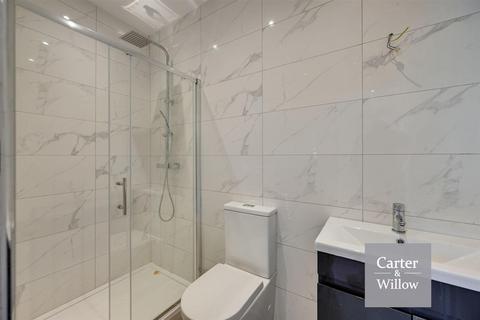 1 bedroom apartment for sale, Neville Gardens, Dagenham, Essex