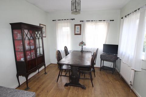 4 Mackingstone Drive, Oakworth, Keighley, BD22 0RL