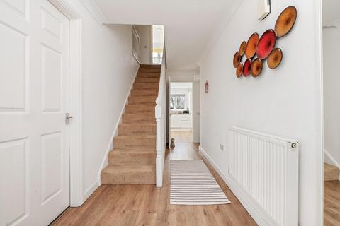 4 bedroom detached house for sale, Sensational Presentation at Richmond Drive, Melton, LE13 0JP