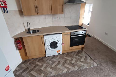 1 bedroom flat to rent, F7, 1 West Luton Place, Adamsdown