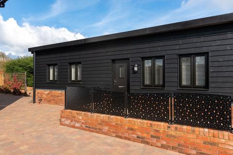undefined, Denham, Quainton, Aylesbury, Buckinghamshire, HP22