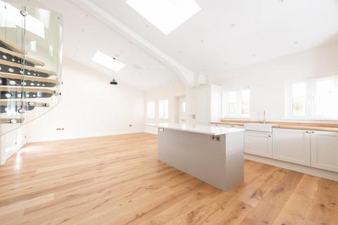 undefined, Denham, Quainton, Aylesbury, Buckinghamshire, HP22