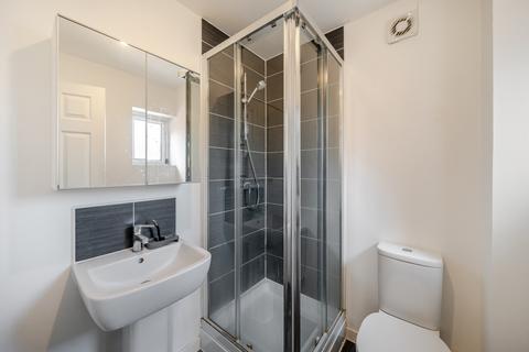 35 Amberoid Drive, Bishops Cleeve, Cheltenham, GL52 7ZX