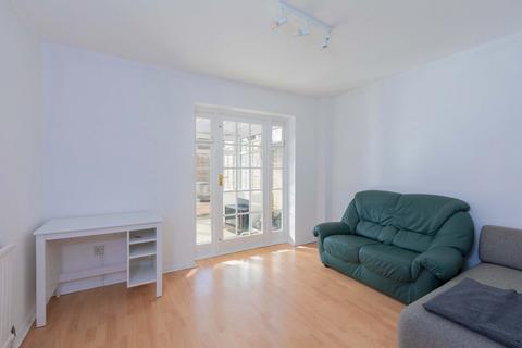 4 bedroom townhouse for sale, Wayside Mews, Maidenhead SL6