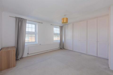 4 bedroom townhouse for sale, Wayside Mews, Maidenhead SL6