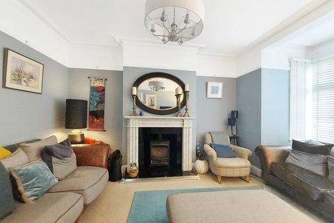 4 bedroom semi-detached house for sale, Pinner Road, Pinner HA5